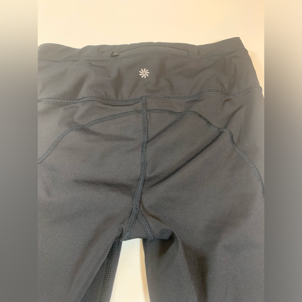 Athleta accelerated crop 3/4 black leggings size women’s small (bin CC) - Picture 10 of 10